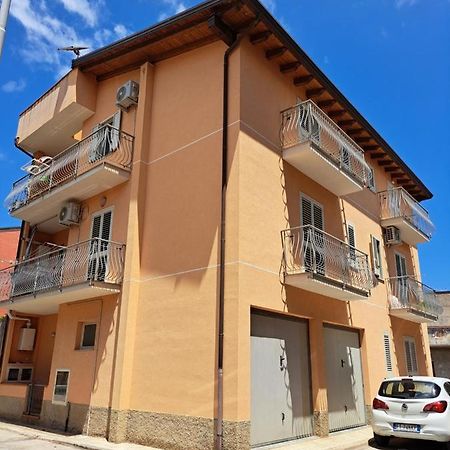 La Casa Vacanza Фалконе Екстериор снимка